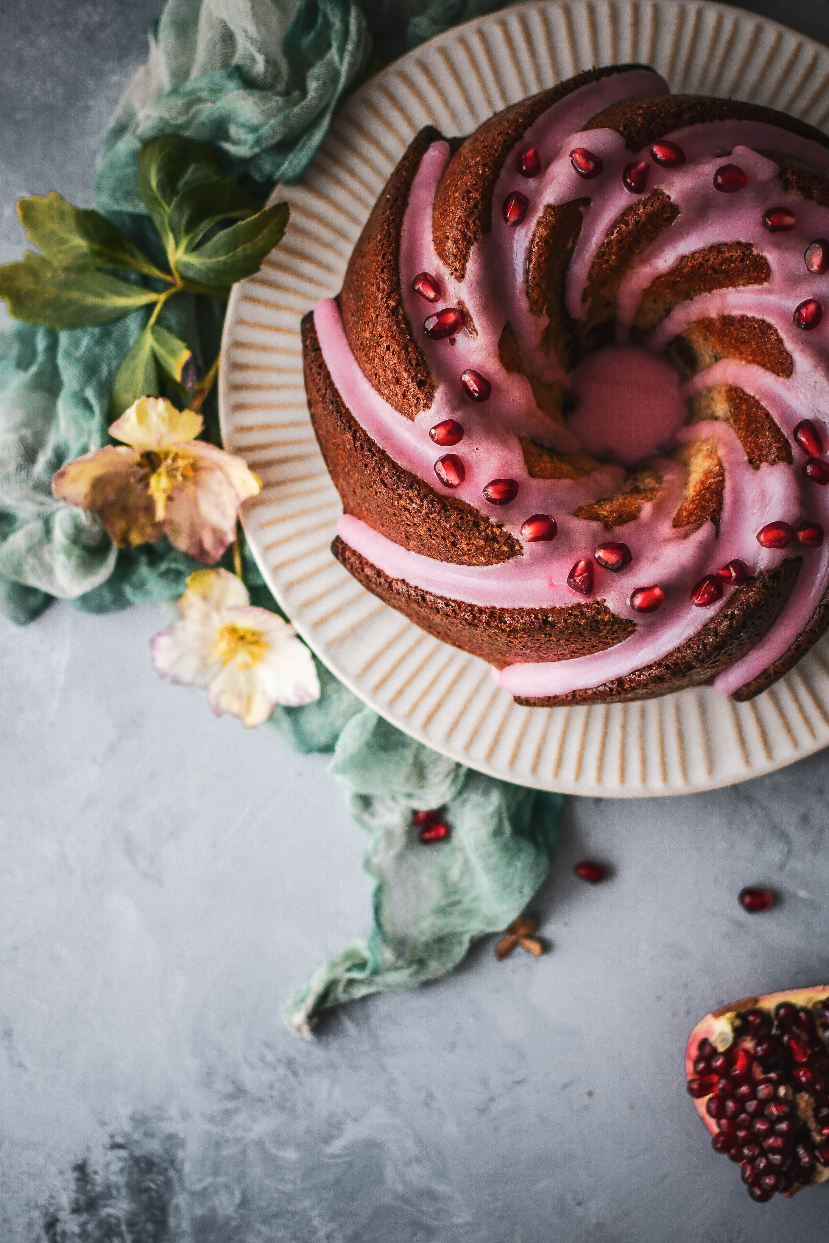 marble bundt cake babovka photography