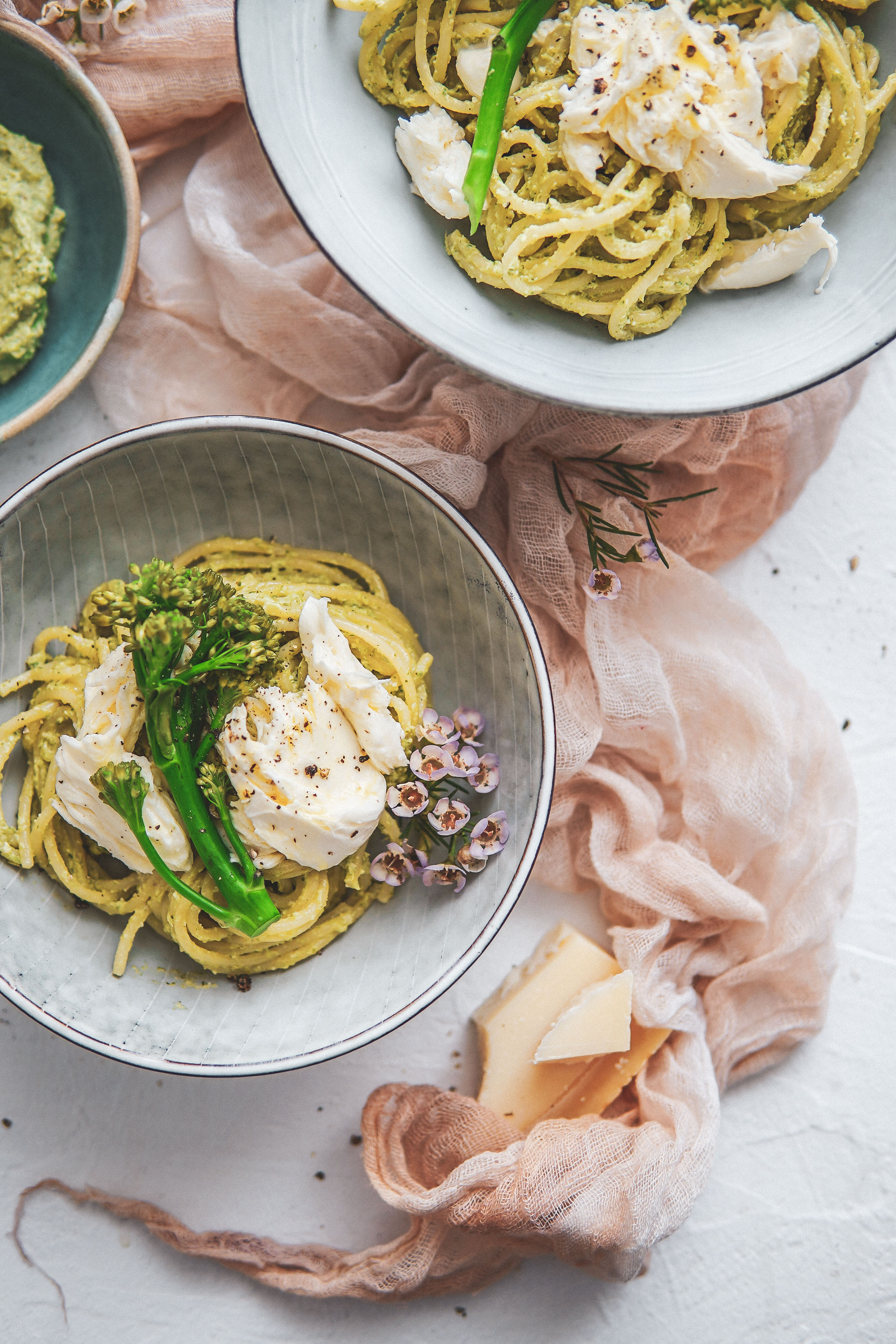 broccoli pesto pasta cestoviny s brokolicovym pestom photography