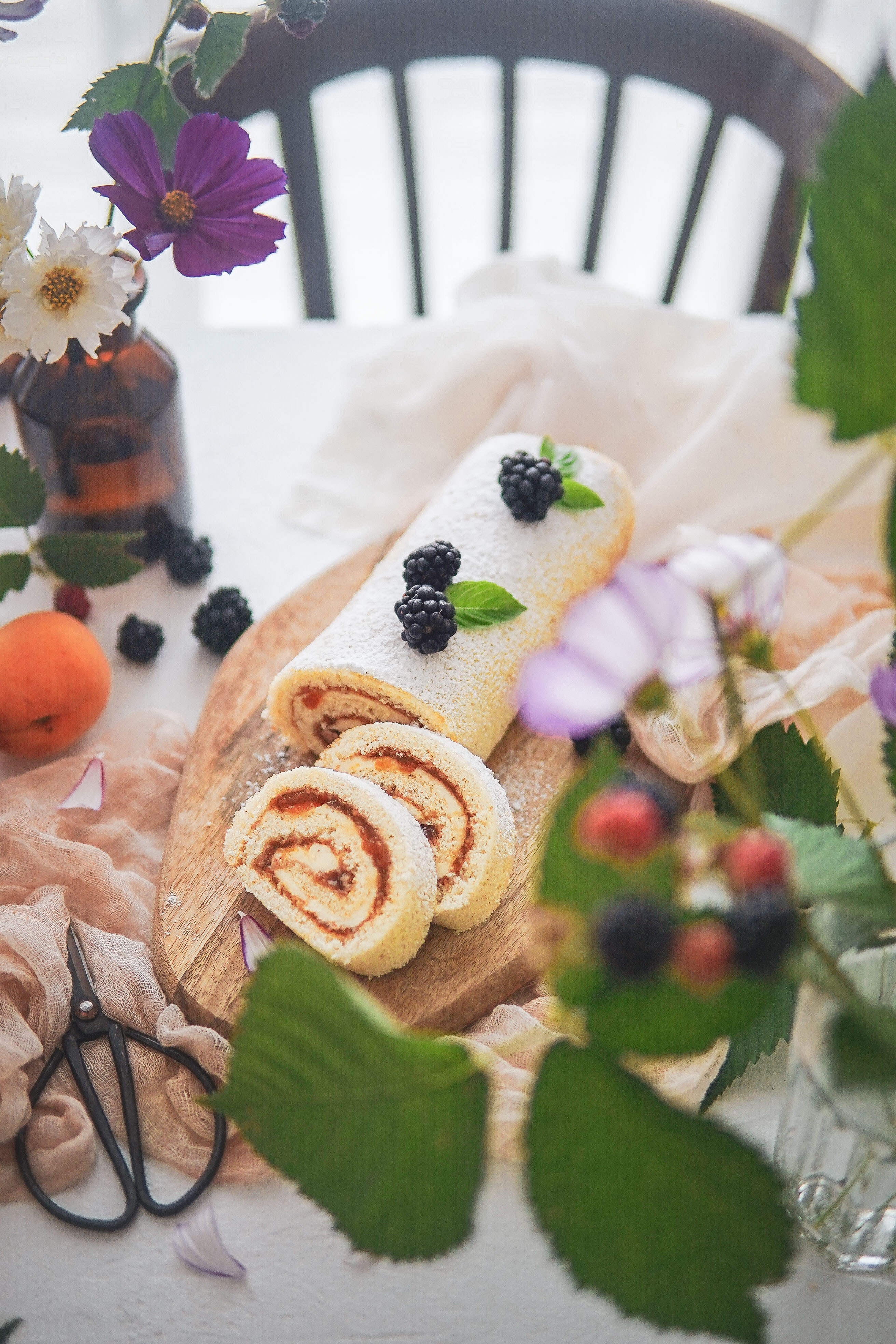 apricot roll cake marhulova rolada photography