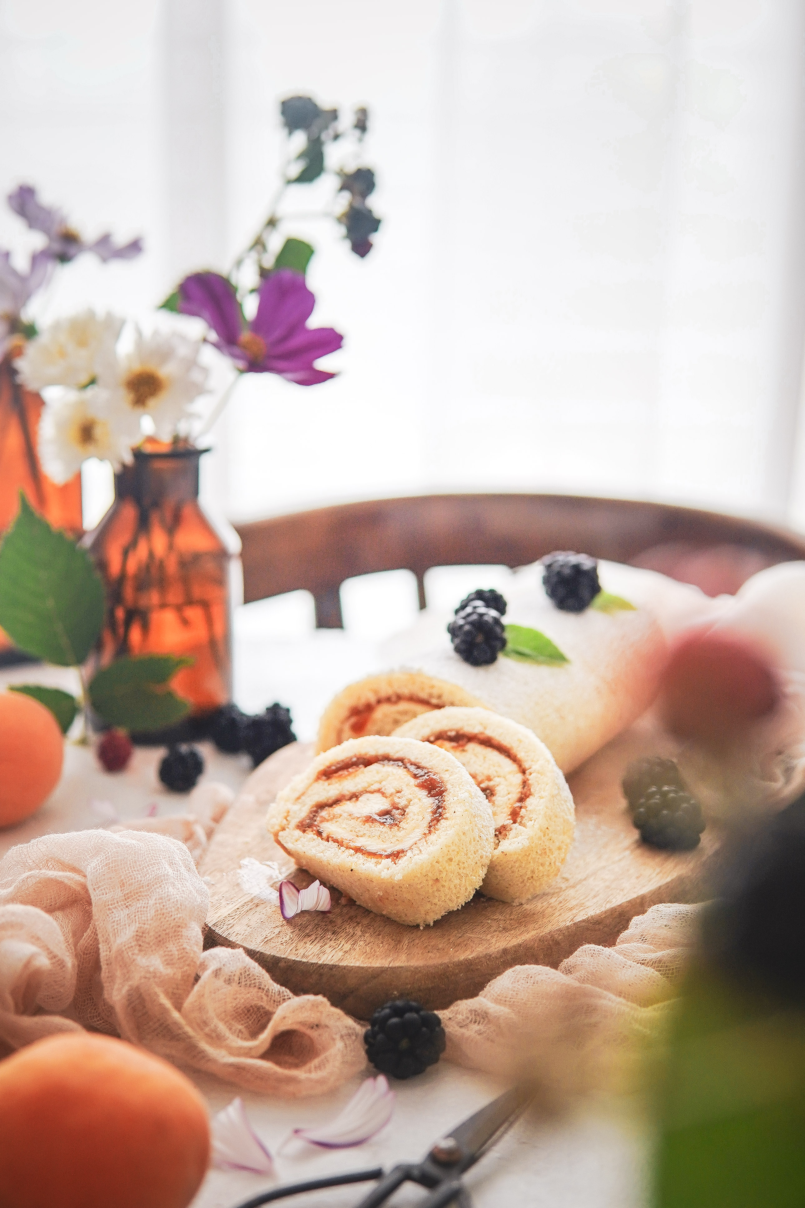 apricot roll cake marhulova rolada photography