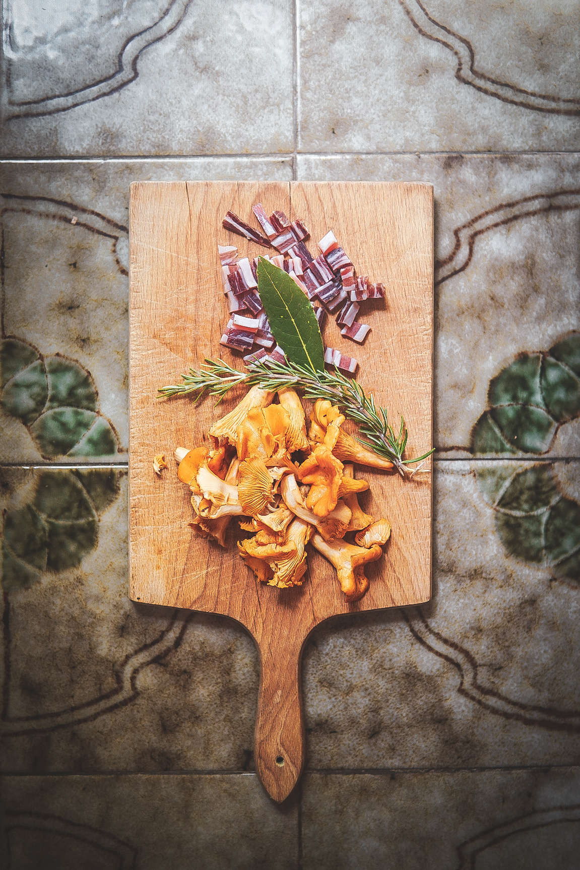 chanterelle pasta photography